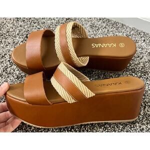 Kaanas heeled wedge women's size 9 Brand new!
